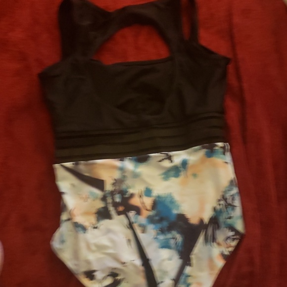 Swimsuit - Picture 2 of 4